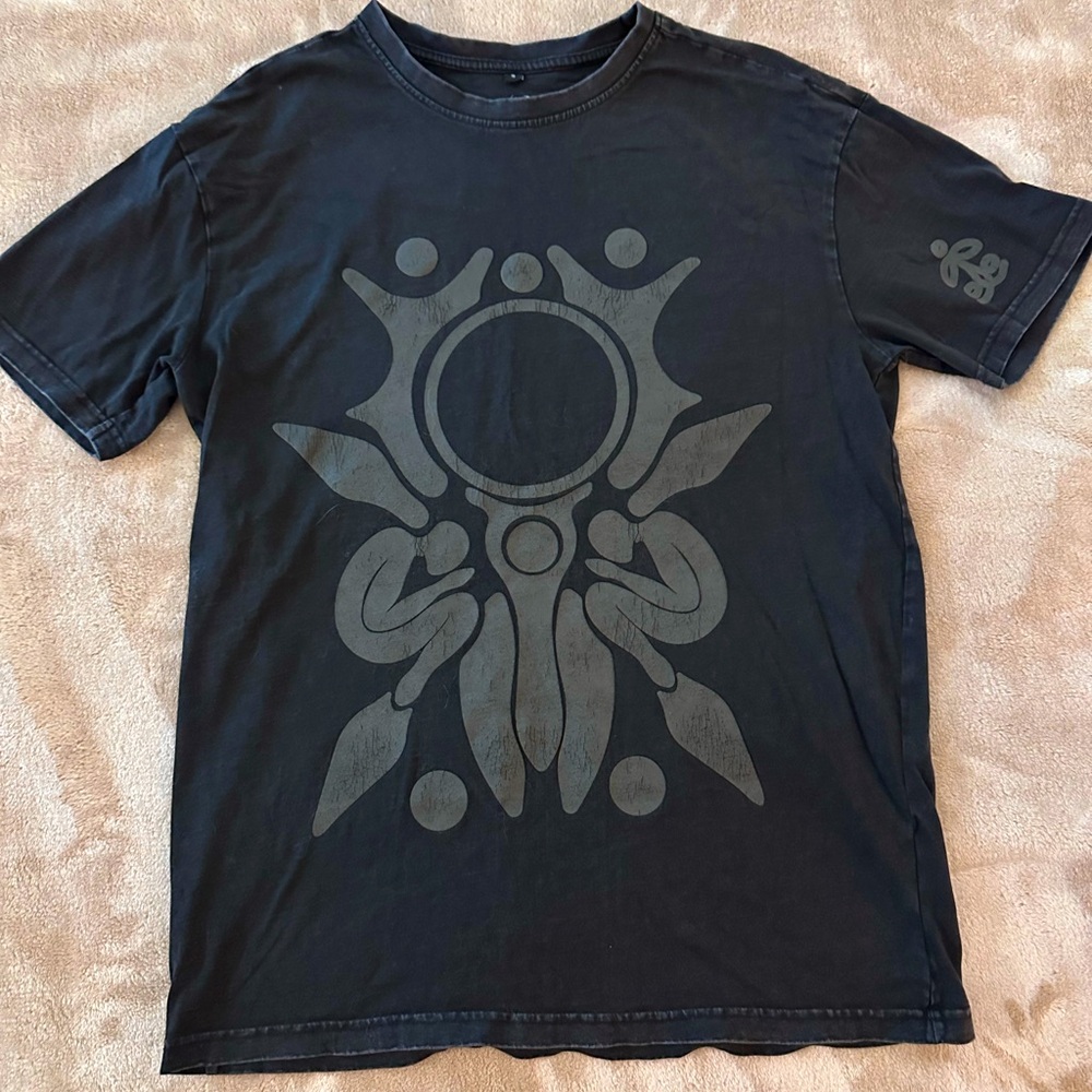 Ashnikko box set band t shirt